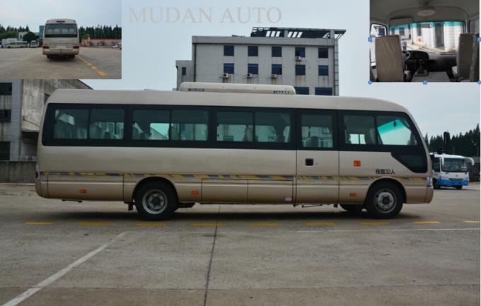 Bus 7.7M Längen-Toyotas Coaster Van Passenger Mini mit 70L Kraftstofftank