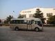 Kleiner Nutzfahrzeug-touristischer Minibus-einzelne Kupplung mit Sonnenschein-Vorhängen fournisseur